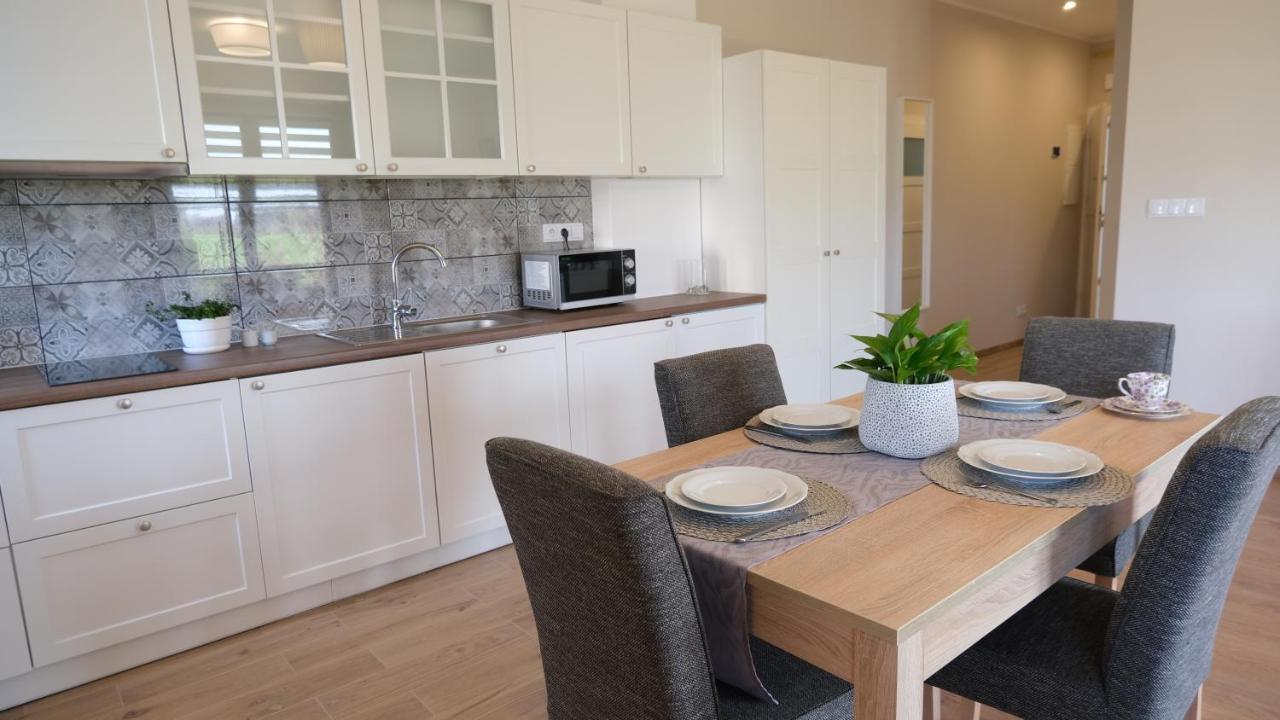 Komfort Apartament Наленчув Екстер'єр фото